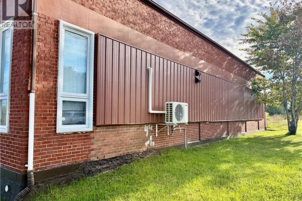 549, 435 Adelaide, Dalhousie, NB E8C1B7 Photo 4