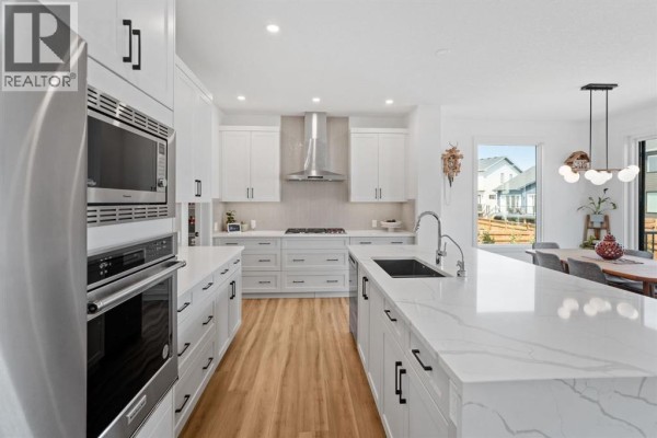 Kitchen - 549 Grayling Bend, Rural Rocky View County, AB T3Z0H6 Photo 3