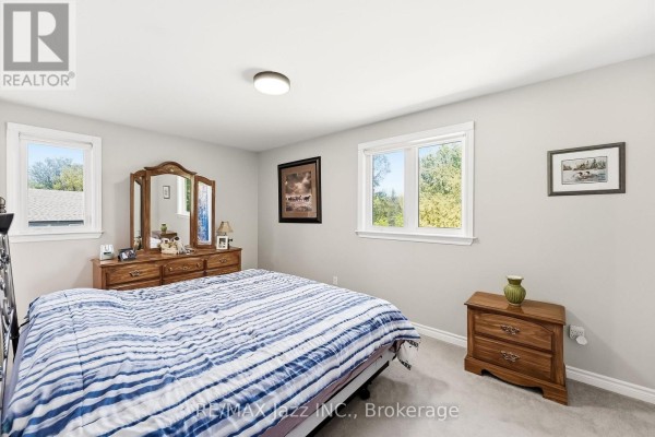 Office - 5492 Hwy 620, Wollaston, ON K0L1P0 Photo 2