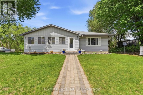 Kitchen - 5492 Hwy 620, Wollaston, ON K0L1P0 Photo 5