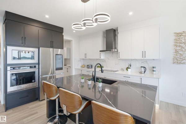5493 Kootook Rd Sw, Edmonton, AB, photo 3