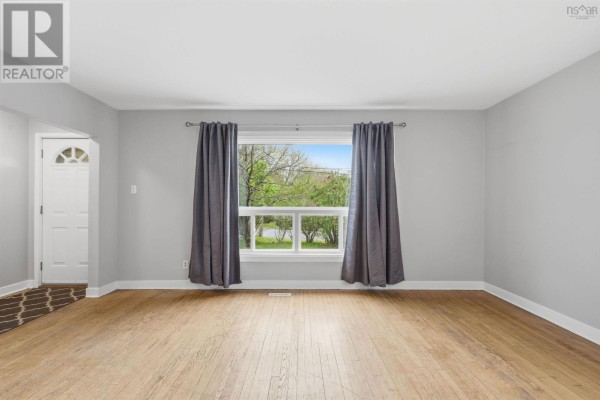 55 & 55 1/2 Glenwood Avenue, Dartmouth, NS B2Y3G8 Photo 5