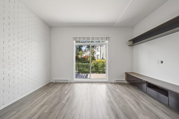 55 15340 Guildford Drive, Surrey, BC V3R0C9 Photo 2