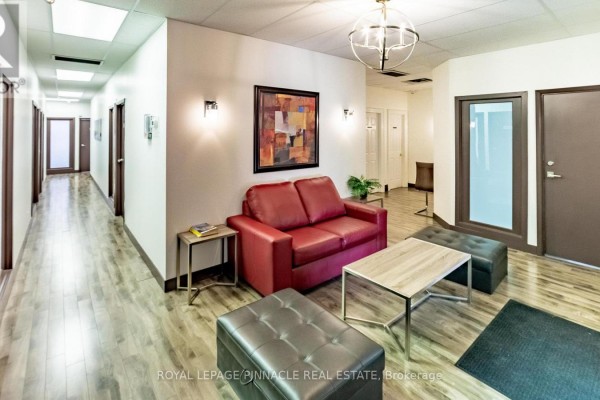 55-309 - 55 Village Centre Place, Mississauga, ON, photo 2