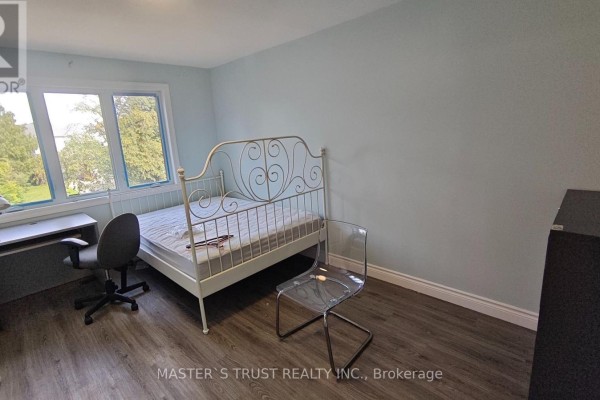 55 Apache Trail, Toronto, ON M2H2H7 Photo 4