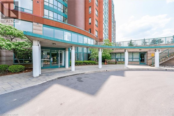 4pc Ensuite bath - 55 Blue Springs Drive Unit# 311, Waterloo, ON N2J4T3 Photo 3