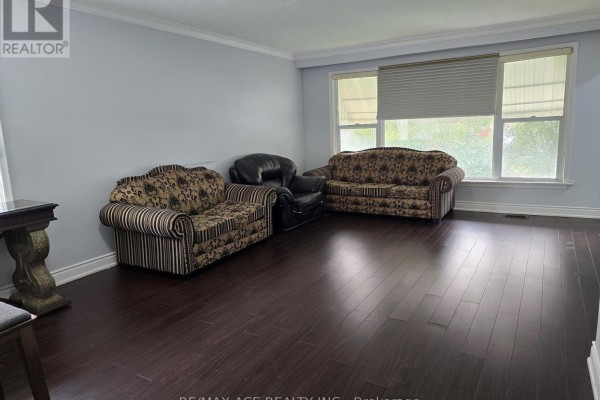 55 Brenda Crescent, Toronto, ON, photo 3