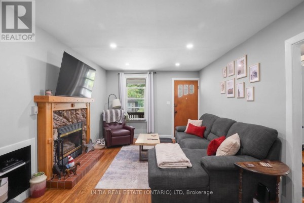 55 Briscoe Street W, London South, ON N6J1M4 Photo 4