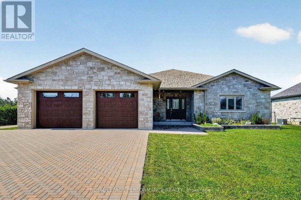 Den - 55 Dale Street, South Stormont, ON K0C1M0 Photo 3