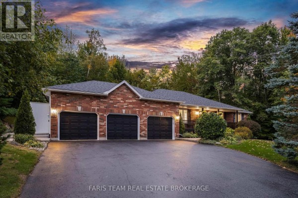 Residential for sale at 55 Davenport Drive, Springwater, ON - MLS® Q7yoMq