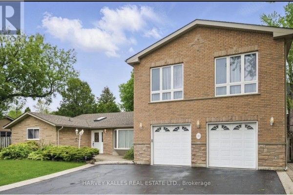 55 Denham Drive, Richmond Hill, ON, photo 2