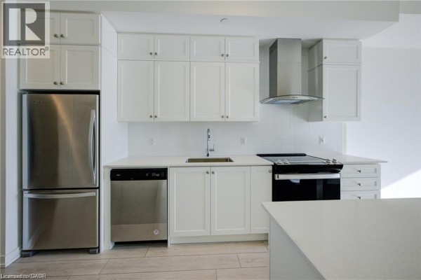 4pc Bathroom - 55 Duke Street Unit# Unit #214, Kitchener, ON N2H0C9 Photo 3