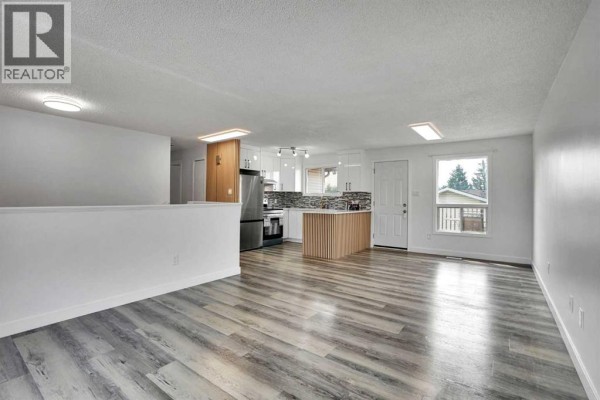 Bedroom - 55 Falton Close Ne, Calgary, AB T3J1X2 Photo 4