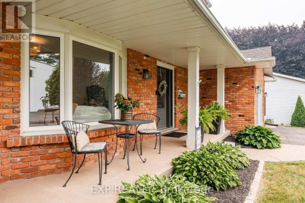 Sitting room - 55 Forest Hill Crescent, Pelham, ON L3E0C4 Photo 3