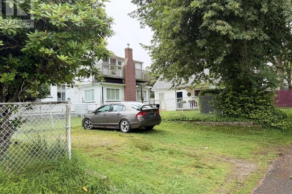 55 Forest Street, Yarmouth, NS B5A3L7 Photo 4