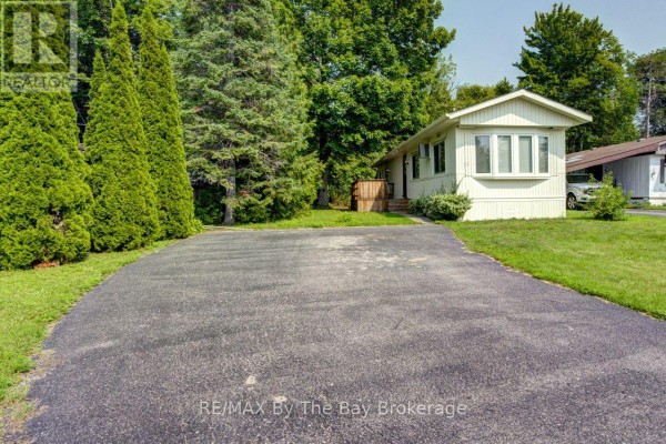 55 Georgian Glen Drive, Wasaga Beach, ON, photo 2