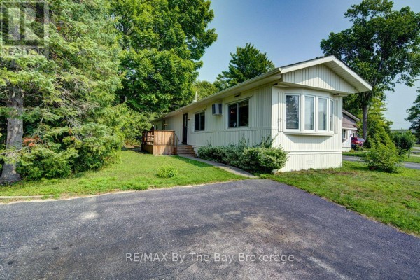 55 Georgian Glen Drive, Wasaga Beach, ON, photo 3