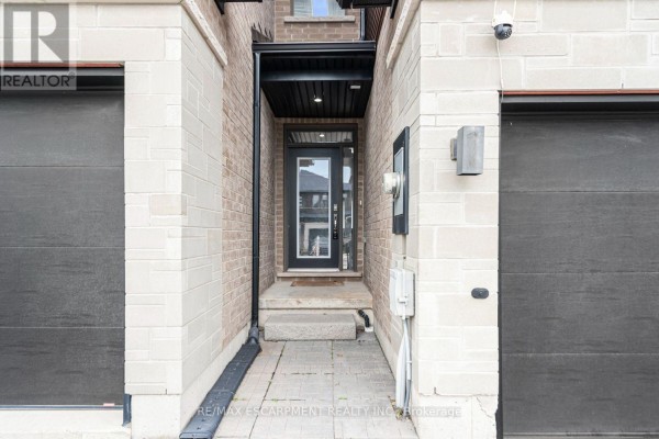 55 Greenwich Avenue, Hamilton, ON L8J0L6 Photo 4
