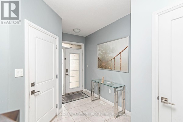 55 Greenwich Avenue, Hamilton, ON L8J0L6 Photo 5