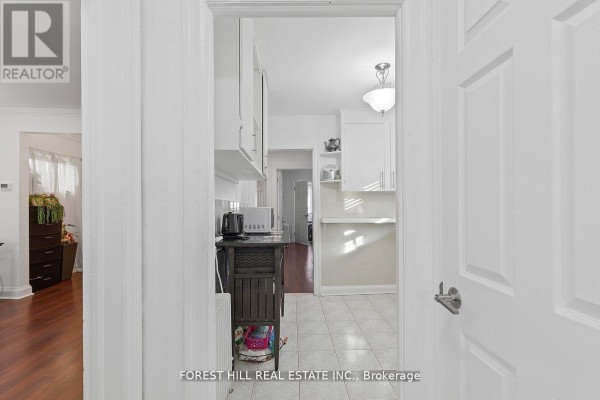 Bedroom - 55 Hartley Avenue, Toronto, ON M6E4E9 Photo 5