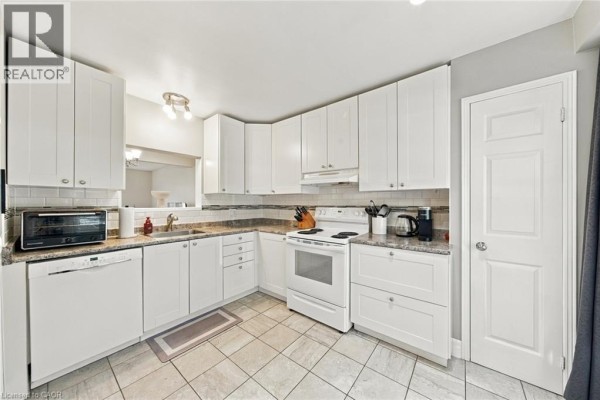 Bedroom - 55 Kerman Avenue Unit# 47, Grimsby, ON L3M5G2 Photo 4
