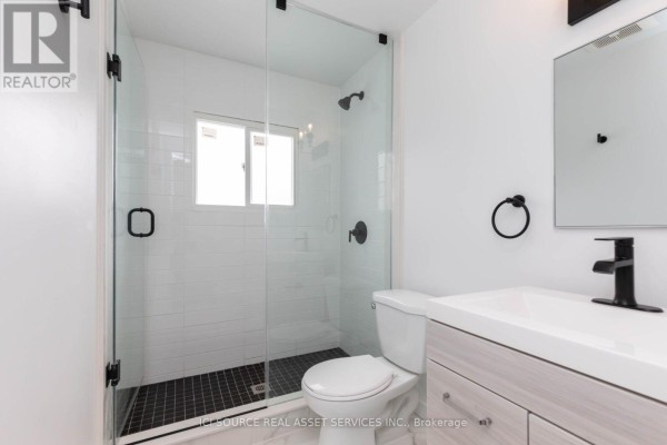 55 Madison Avenue, Toronto, ON M5R2S3 Photo 5