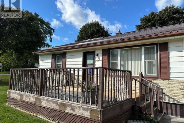 Bedroom - 55 Poplar Street, Simcoe, ON N3Y1B1 Photo 5