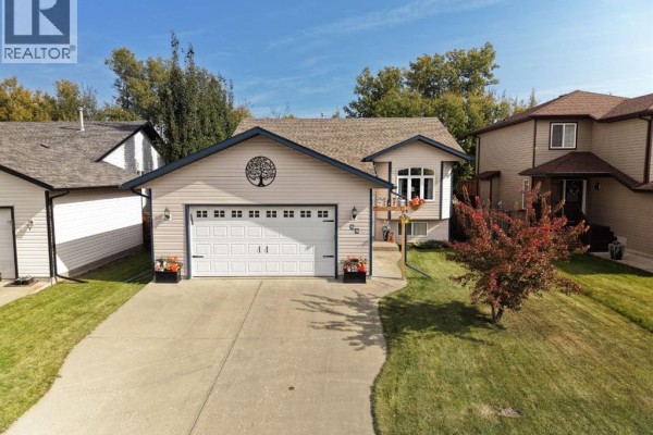 55 Rodeo Way, Whitecourt