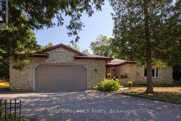 Family room - 55 Shamrock Boulevard, South Bruce Peninsula, ON N0H2T0 Photo 4