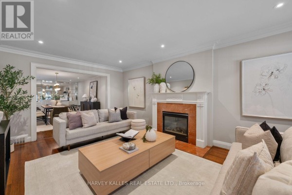 55 Wembley Road, Toronto, ON M6C2G1 Photo 4