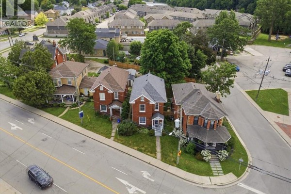 55 William Street, Paris, ON, photo 3