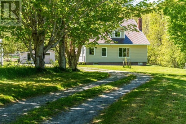 Living room - 550 River Road, Bear River, NS B0S1B0 Photo 3