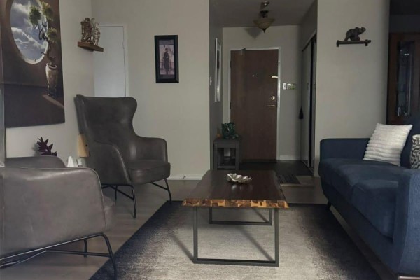 550 Webb Drive, Mississauga, ON L5B3Y4 Photo 3