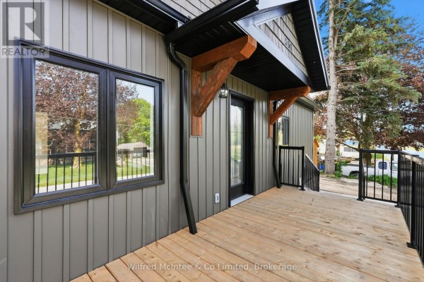 550 Wellington Street, Minto, ON, photo 3