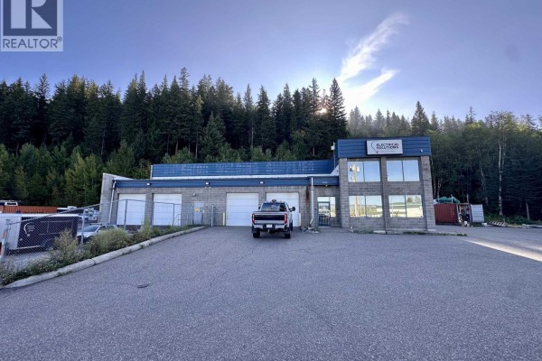5500 Continental Way, Prince George, BC, photo 2