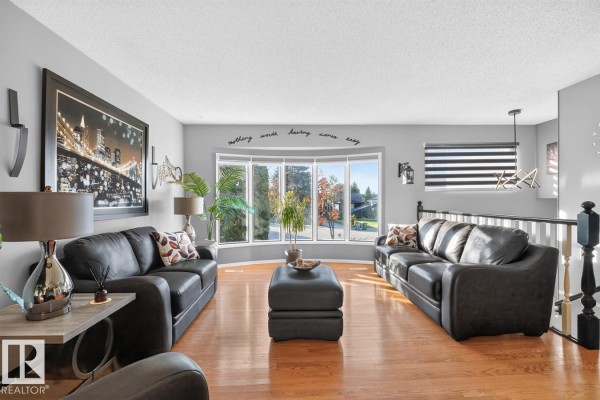 Family room - 5502 48 Av, Beaumont, AB T4X1C4 Photo 4