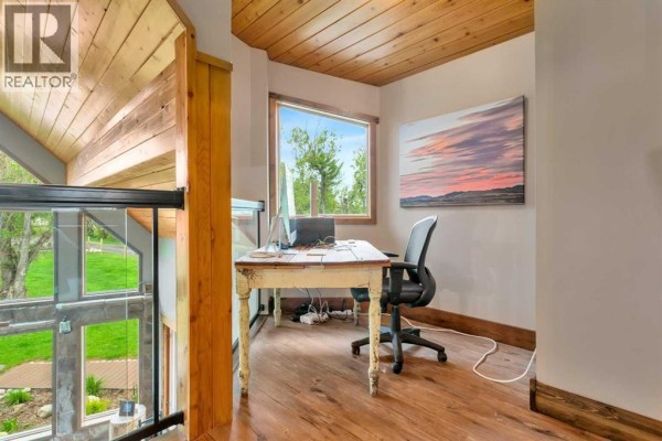 5507 46 Street, Rocky Mountain House, AB, photo 2