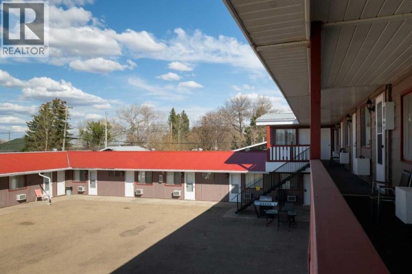 5507 50th Street, Viking, AB T0B4N0 Photo 4