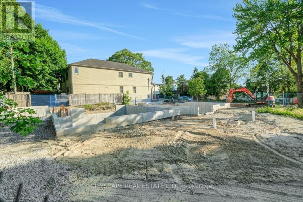551 Edison Avenue, Ottawa, ON K2A1V5 Photo 5