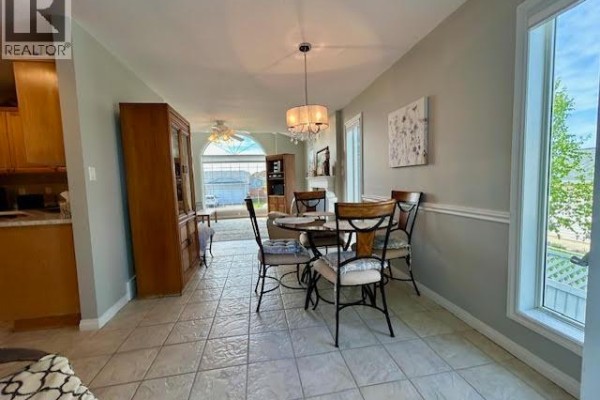 Dining room - 5515 W 57 Avenue, Fort Nelson, BC V0C1R0 Photo 2