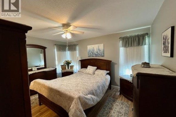 Primary Bedroom - 5515 W 57 Avenue, Fort Nelson, BC V0C1R0 Photo 5