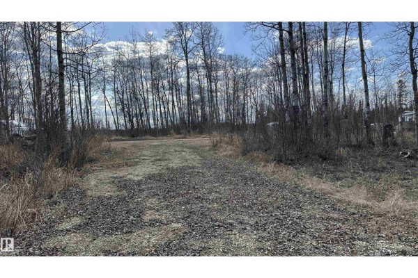 #74 5519 Twp Rd 550, Rural Lac Ste  Anne County, AB T0E0L0 Photo 4