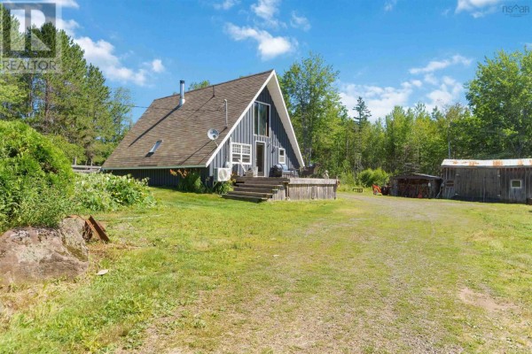 552 Beaconsfield Road, Beaconsfield, NS, photo 3