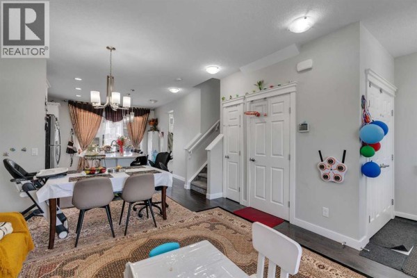 2pc Bathroom - 552 Redstone Drive Ne, Calgary, AB T3N0R3 Photo 4