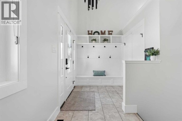4pc Bathroom - 552 Rogers Avenue, Picture Butte, AB T0K1V0 Photo 2