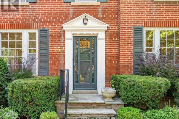 552 St Clements Avenue, Toronto, ON, photo 3