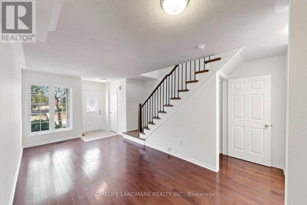 552 Thelma Street, Burlington, ON L7L6W9 Photo 5