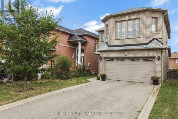 Bedroom 3 - 552 Wildgrass Road, Mississauga, ON L5B4H7 Photo 4