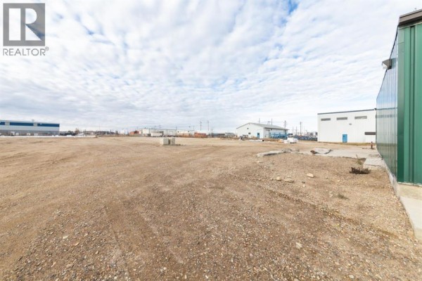 5520 59 Avenue, Lloydminster, AB, photo 3