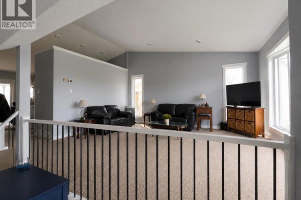 Kitchen - 5521 46 Street, Rimbey, AB T0C2J0 Photo 4
